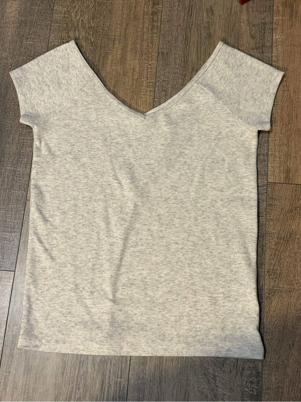 American Eagle Outfitters Light Gray V-Neck Short Sleeve Top